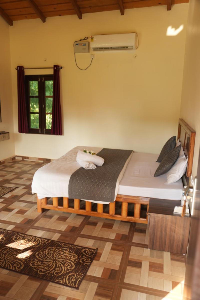 Suitetrails - Corbett Mid Forest House Baakhei
