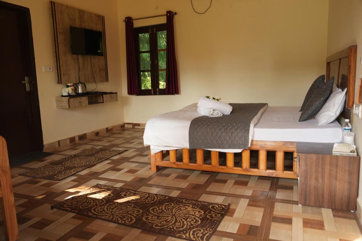 Suitetrails - Corbett Mid Forest House Baakhei