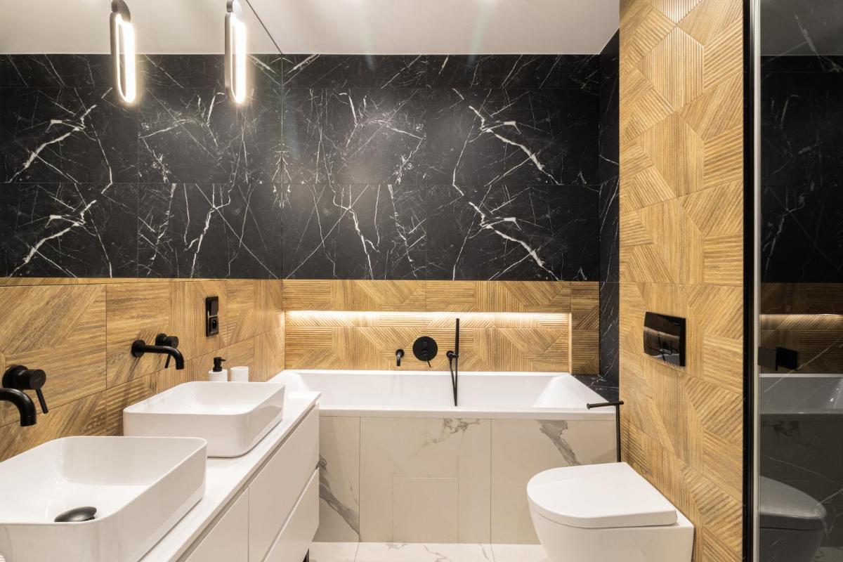 Suitetrails - KOBIELA Luxury Aparthotel KTW City Center