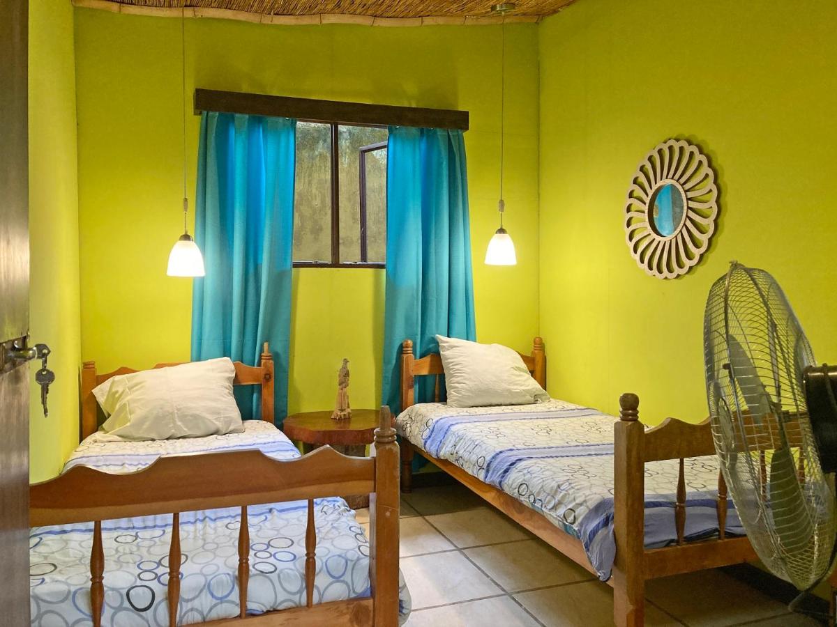 Suitetrails - Montaña Linda Hostel Orosi