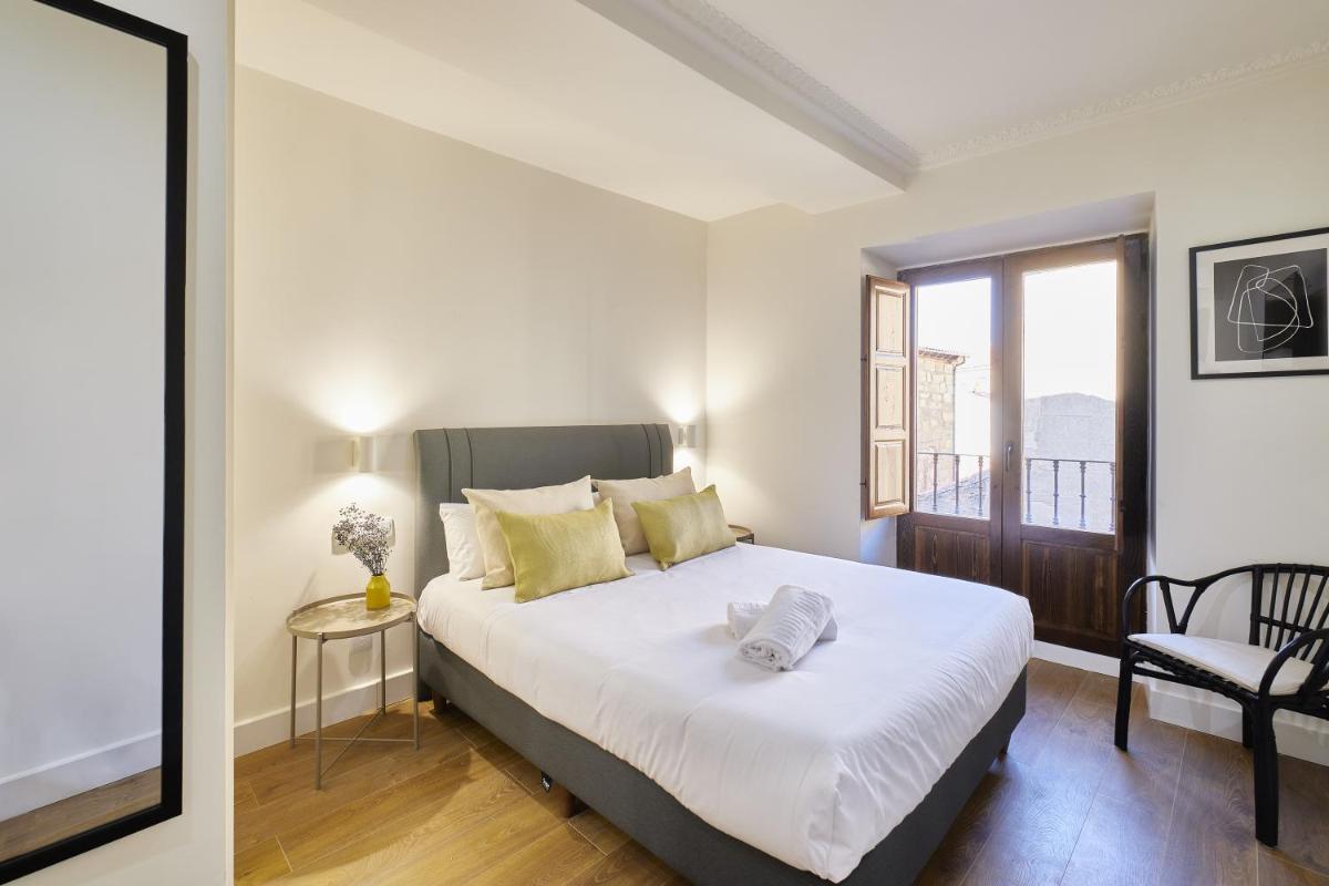 Estudios Bordadores by Valdesierra - Housity