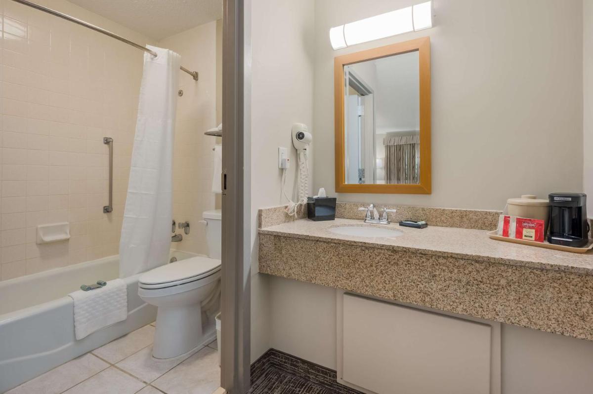 Best Western University Inn - Housity