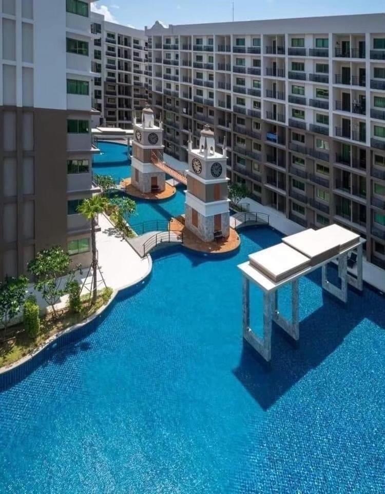 Brand New 1Bdr Condo! 5 minutes from Famous Walking Street! - Housity