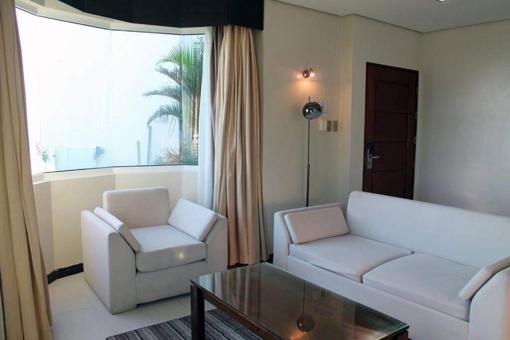 Suitetrails - Deluxe Suite West at World Class Resort