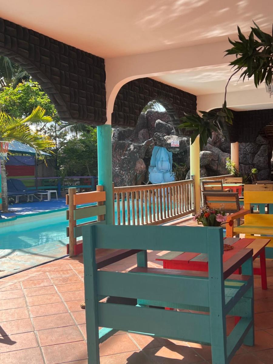 Eden Villa - Housity