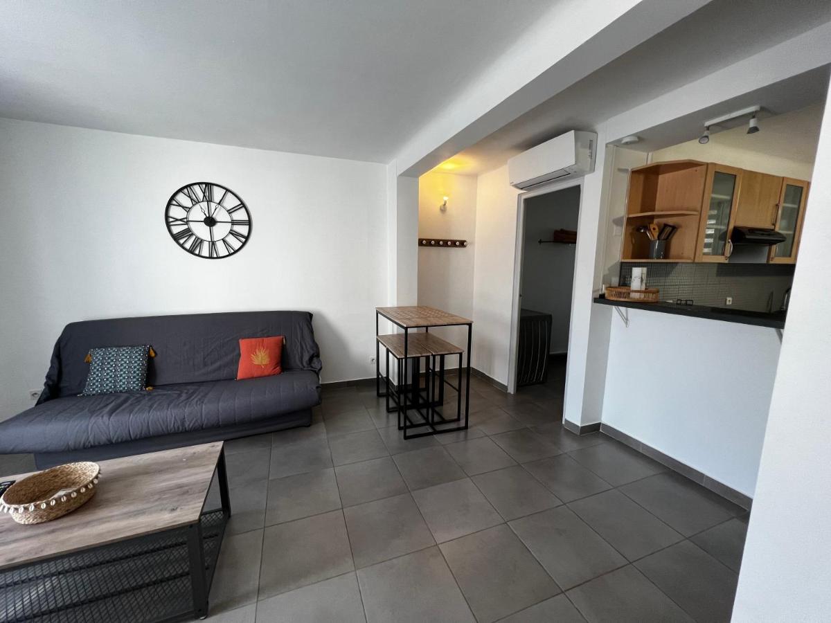 Joli T2 Climatisé Nimes proche Gare et centre ville - Housity