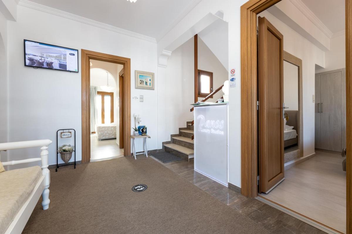 Panos Luxury Studios - Housity