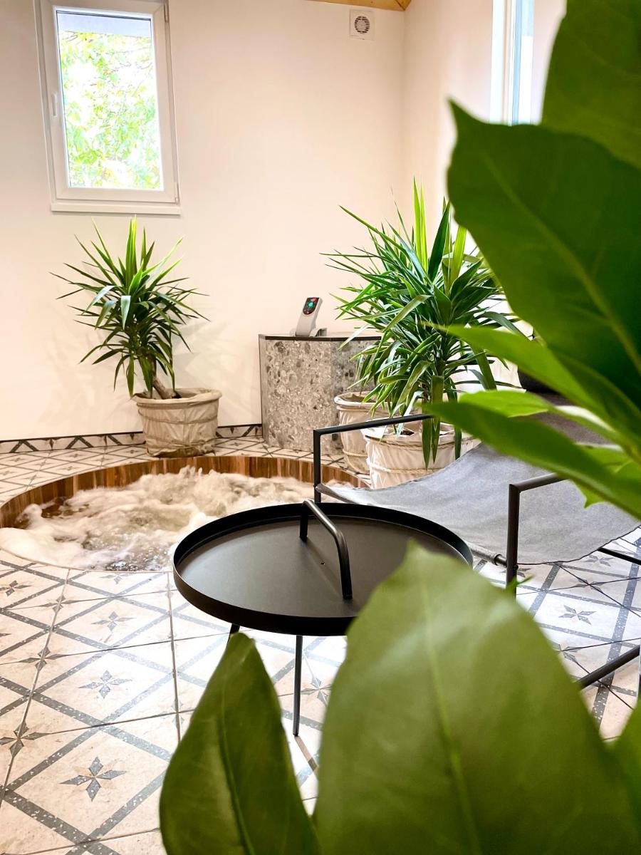 Thermal Apartmanok Ráday 4 - Namaste - Housity