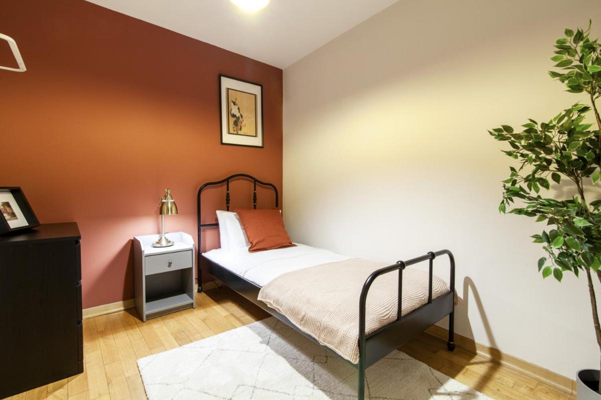 Comfy and Unique Designed Home - Housity