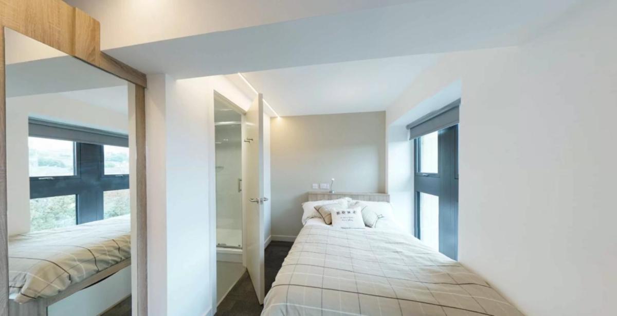 1 Night Free Comfortable Rooms in Lancaster for STUDENTS ONLY - SK - Housity