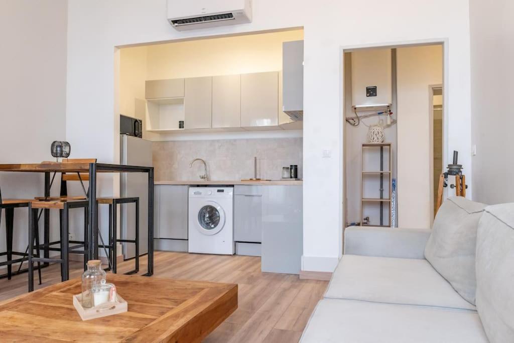 Magnolia magnifique T2 entièrement rénové. - Hizvo