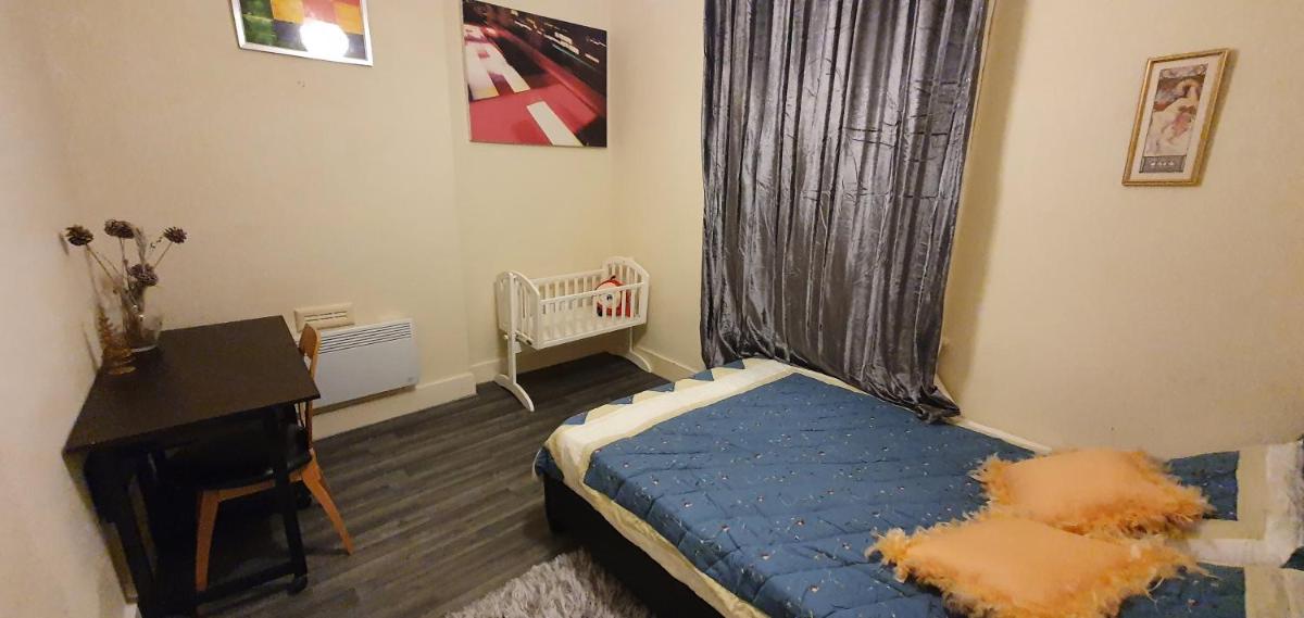 LEE HIGH ROAD SHORTLEt - Housity