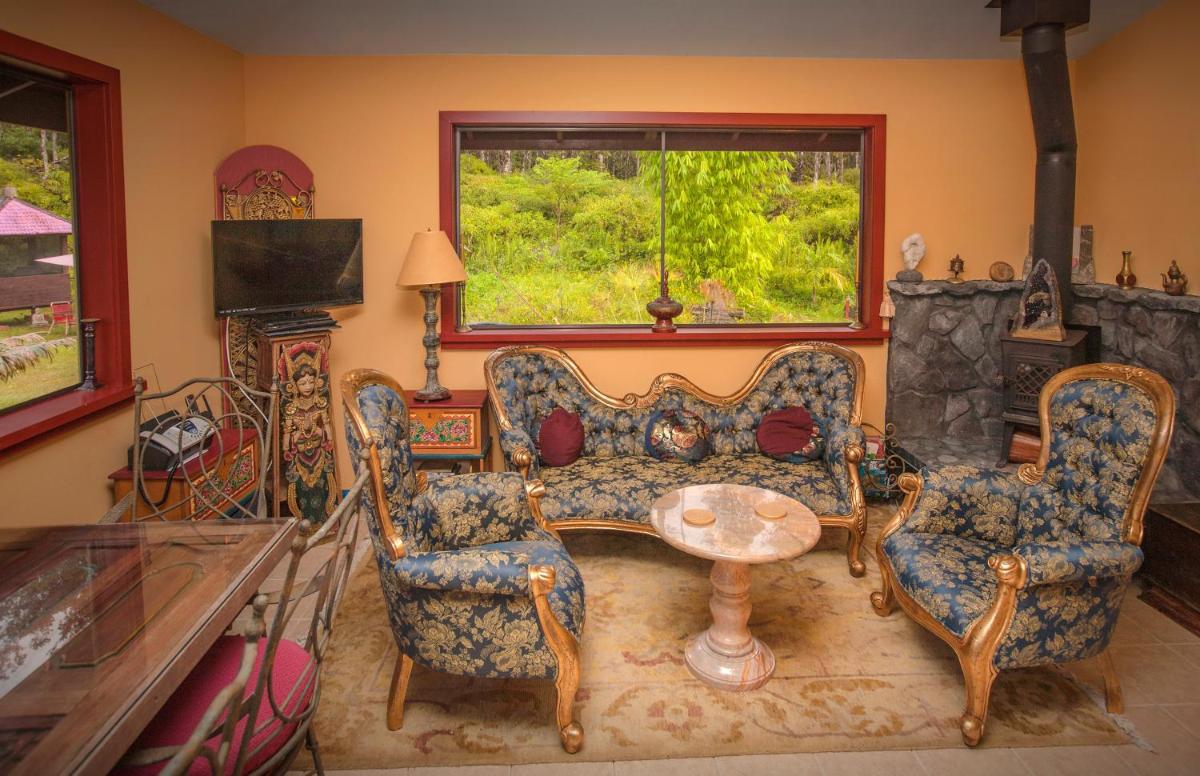 Hawaiian Sunrise Vacation House - Housity