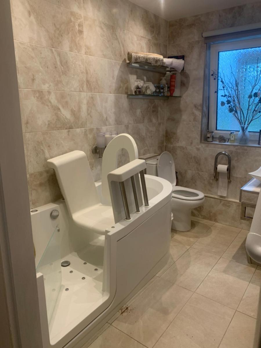 Disabled friendly BnB with gorgeous garden - Housity