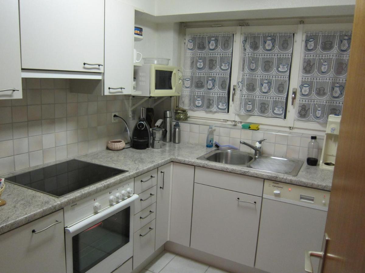 2.5-Zimmer-Wohnung Balkon freie See- und Bergsicht, Garage PPe - Housity