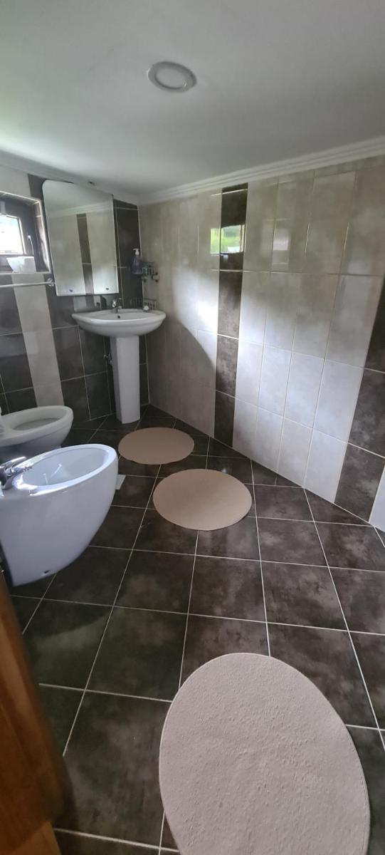 Apartman 8 Ponijeri - Housity