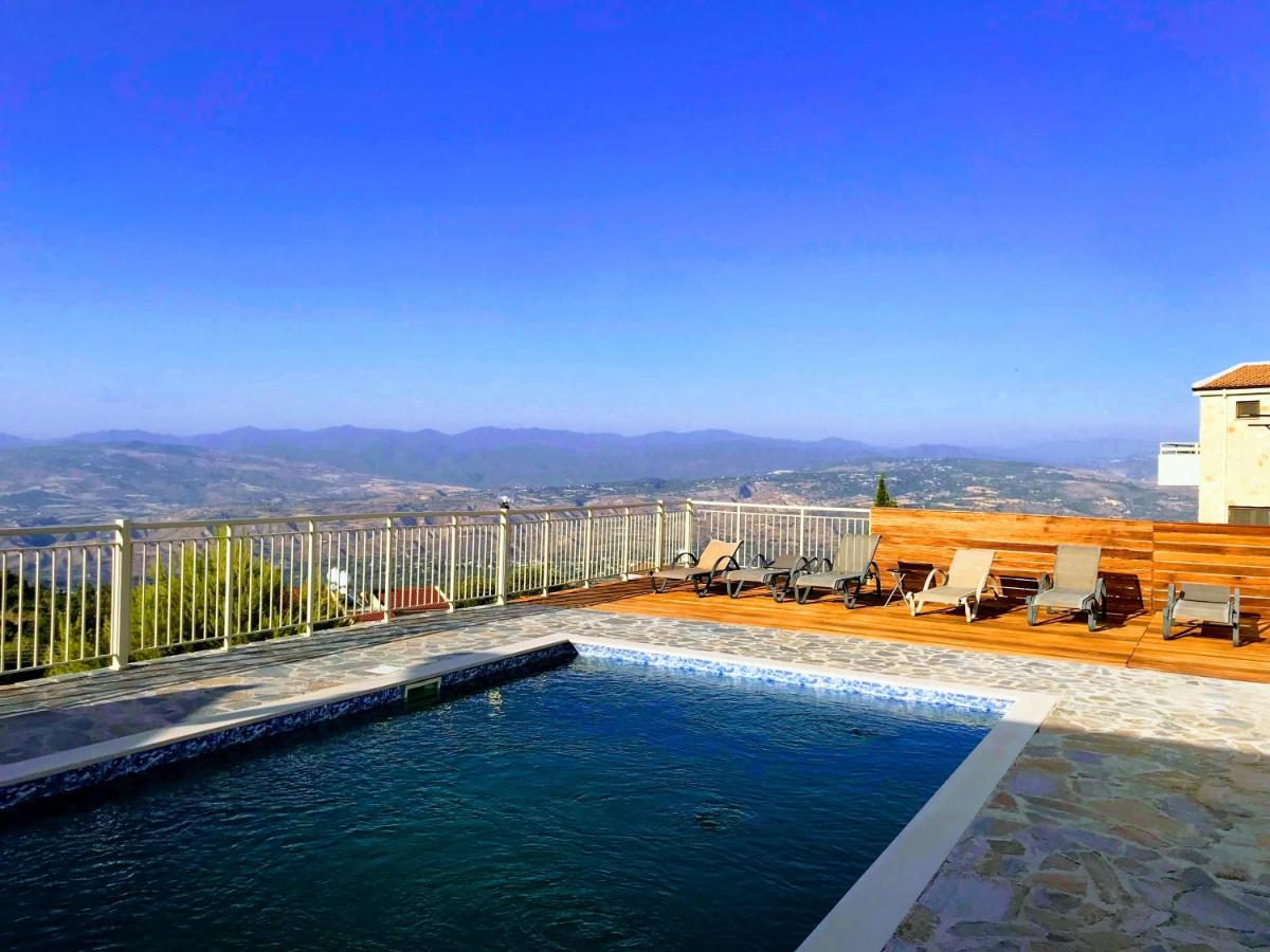 Aurora Villa - Housity