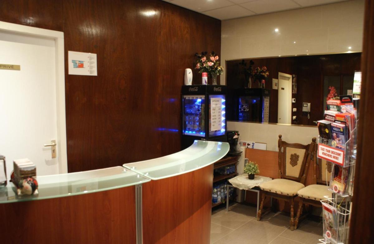 Hotel Sharm - Housity
