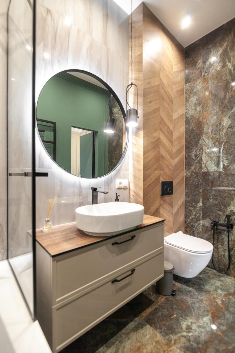 LEOGRAND VIP Apartments on Lesi Ukrainky 7 - Housity