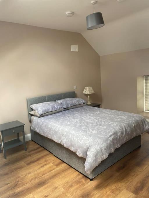 Suir Way Cottage - Housity