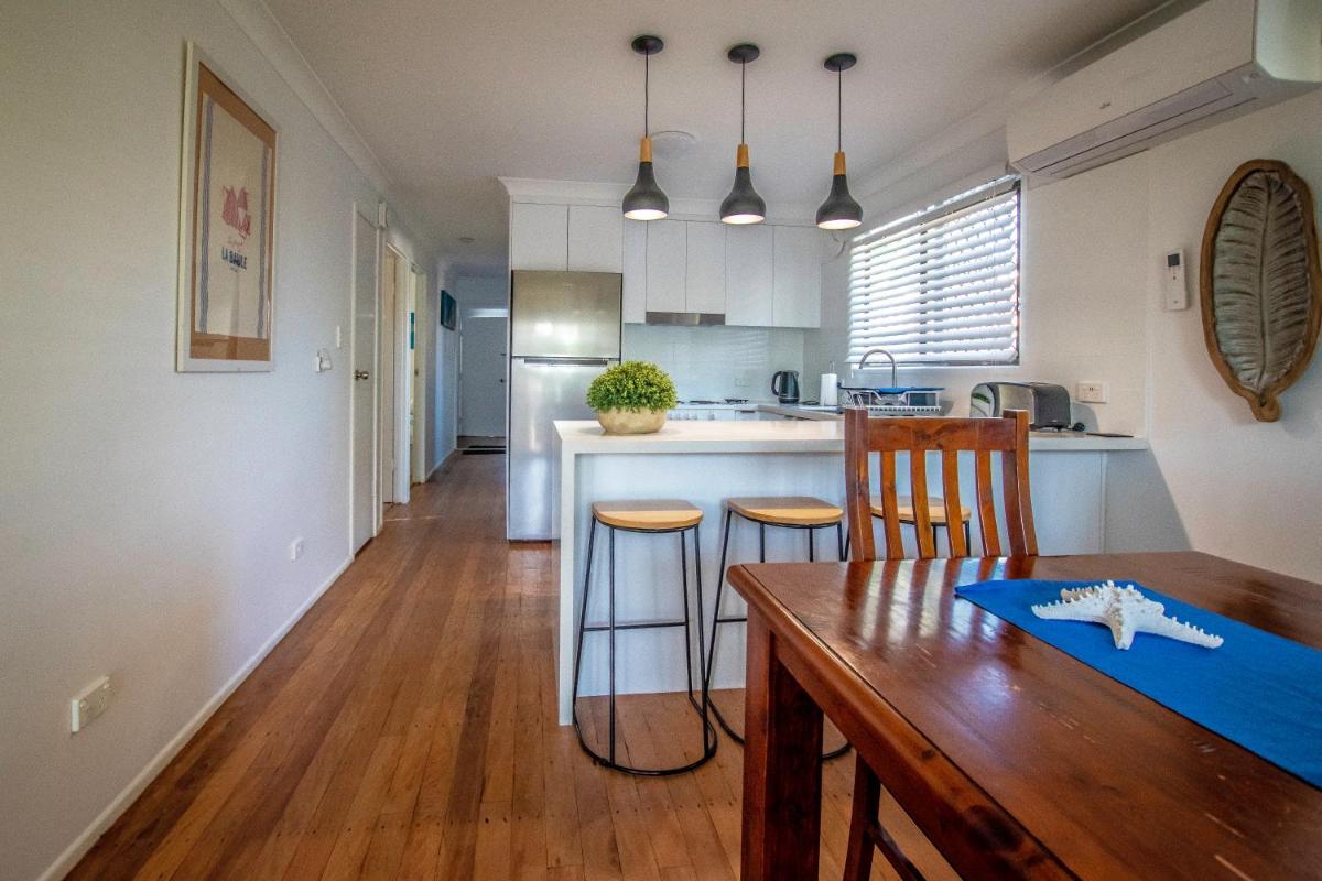 Holiday House - Housity
