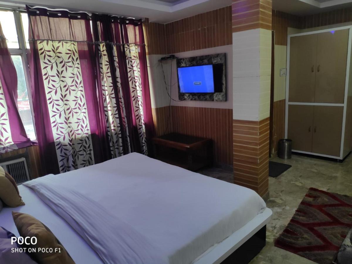 Hotel Diamond, Meerut - Housity