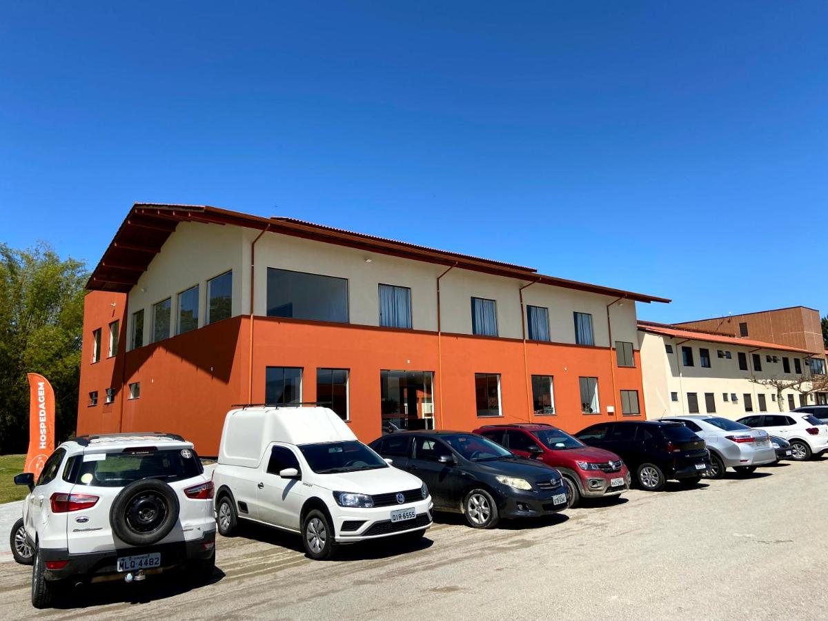 Pousada Divino Oleiro - Gov. Celso Ramos - Housity