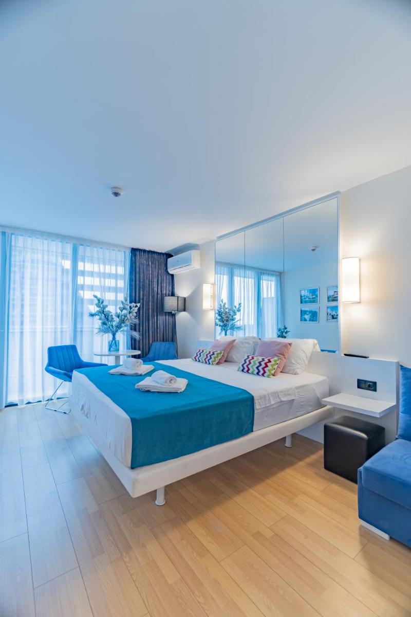 Smart Aparthotel Orbi City - Housity