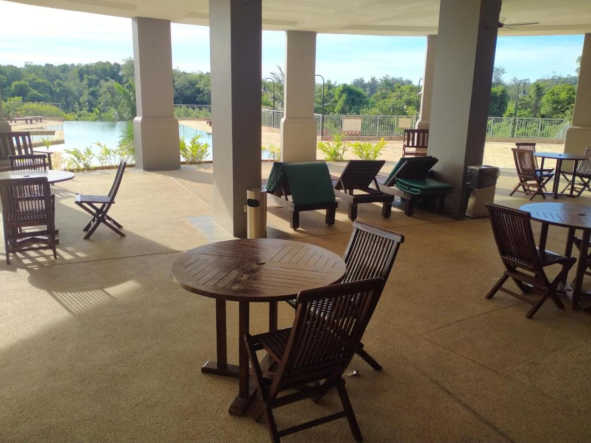 Santubong Suites Sejinjang - Housity