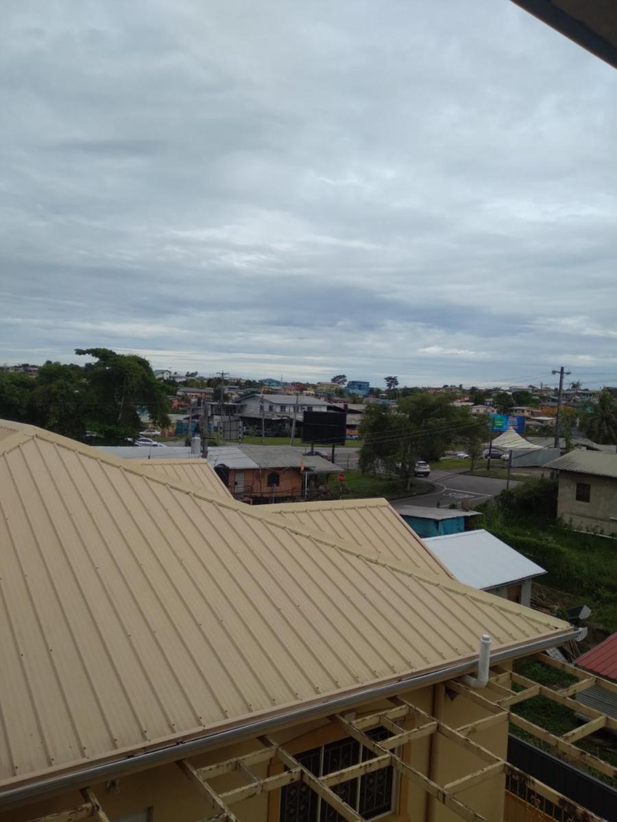 ELLE'S B&B - Housity