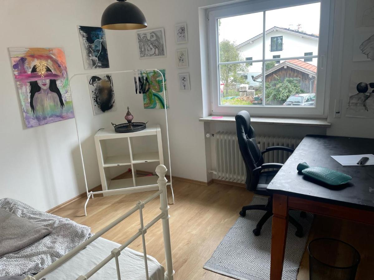 Sonnige Ferienwohnung Königsdorf A Holzer - Housity