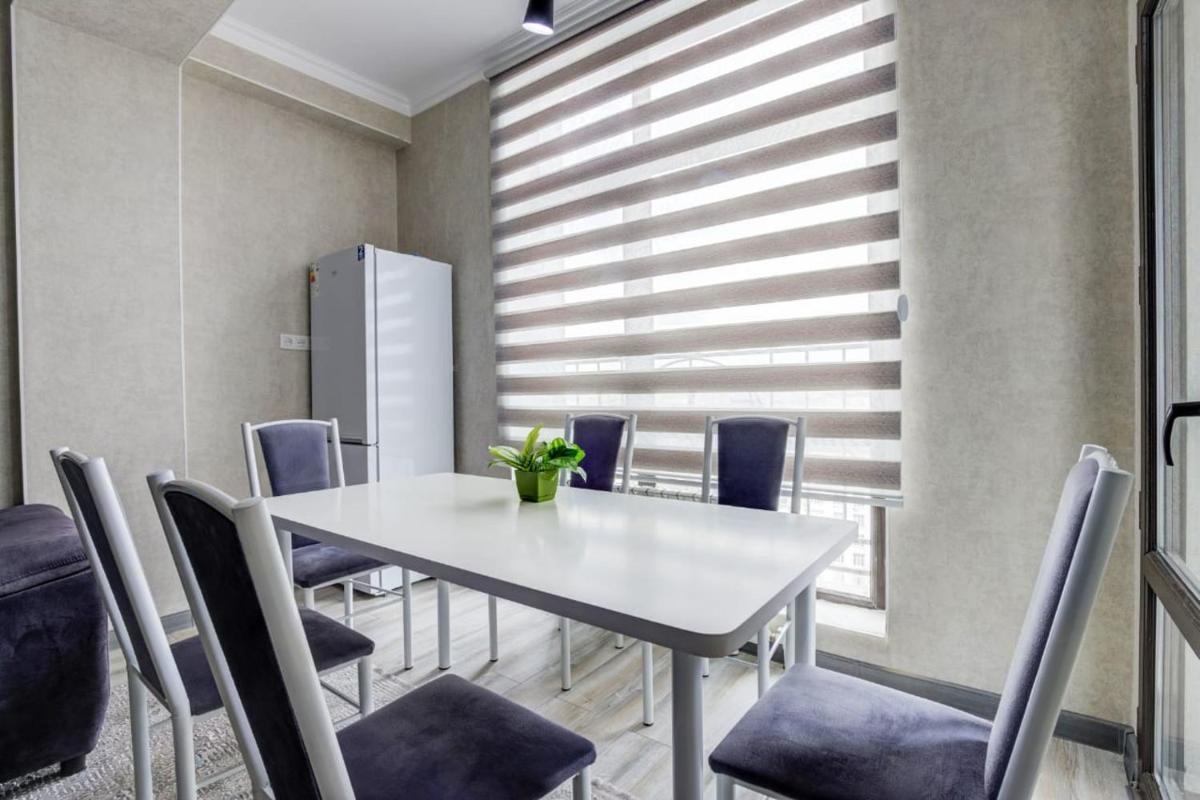 Rent Home KG!Апартаменты на Чуйкова - Housity