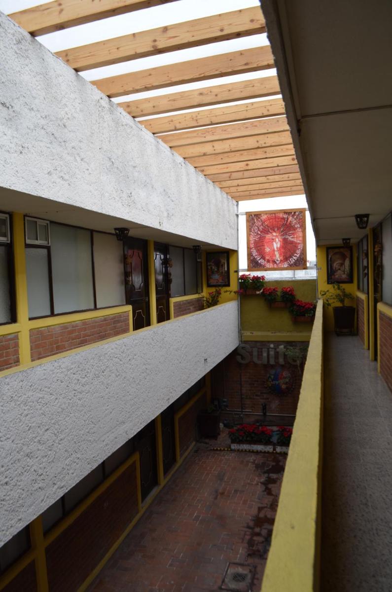 Hotel Tolotzin - Housity
