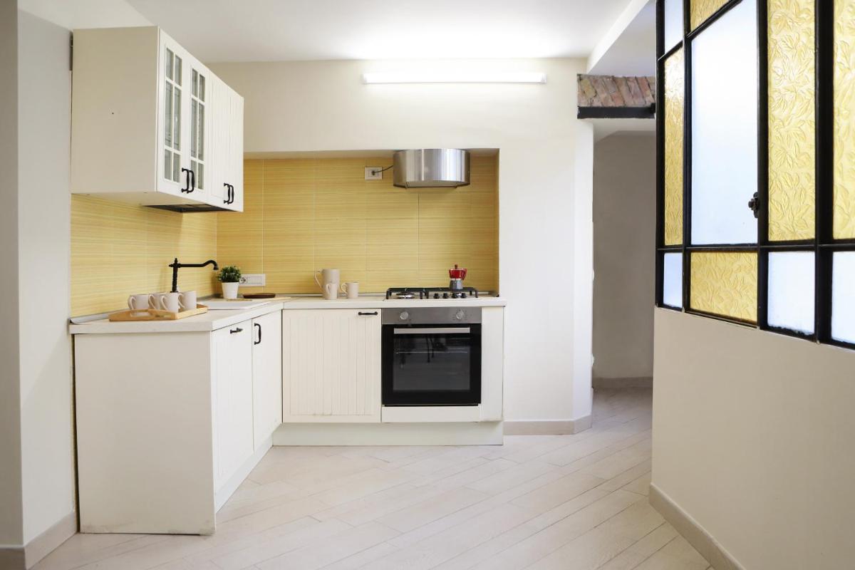 Suitetrails - Liberty apartment in Palazzo Diaz by Wonderful Italy