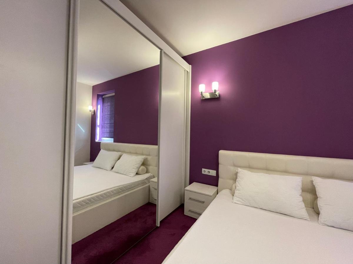 Bright & Spacious 1BD Flat with a Cute Balcony - Housity