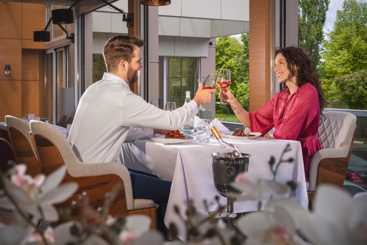 Гранд Хотел Княз Павел - Housity