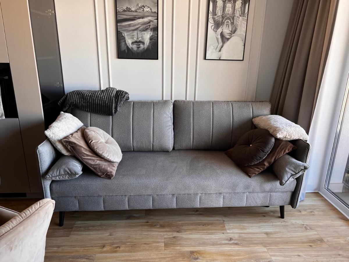 Family & Business Elegant Apartments Kadzielnia, ul Zgody, Stadion Korona, WDK -1 Bedroom, Terrace, Garage - NEW! - Housity