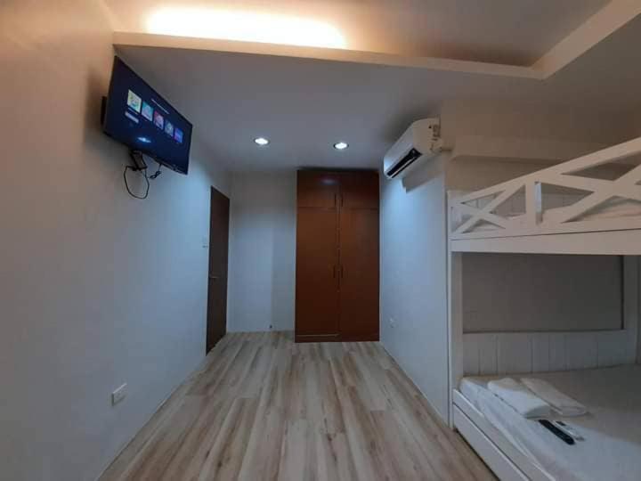 Winch House - Housity
