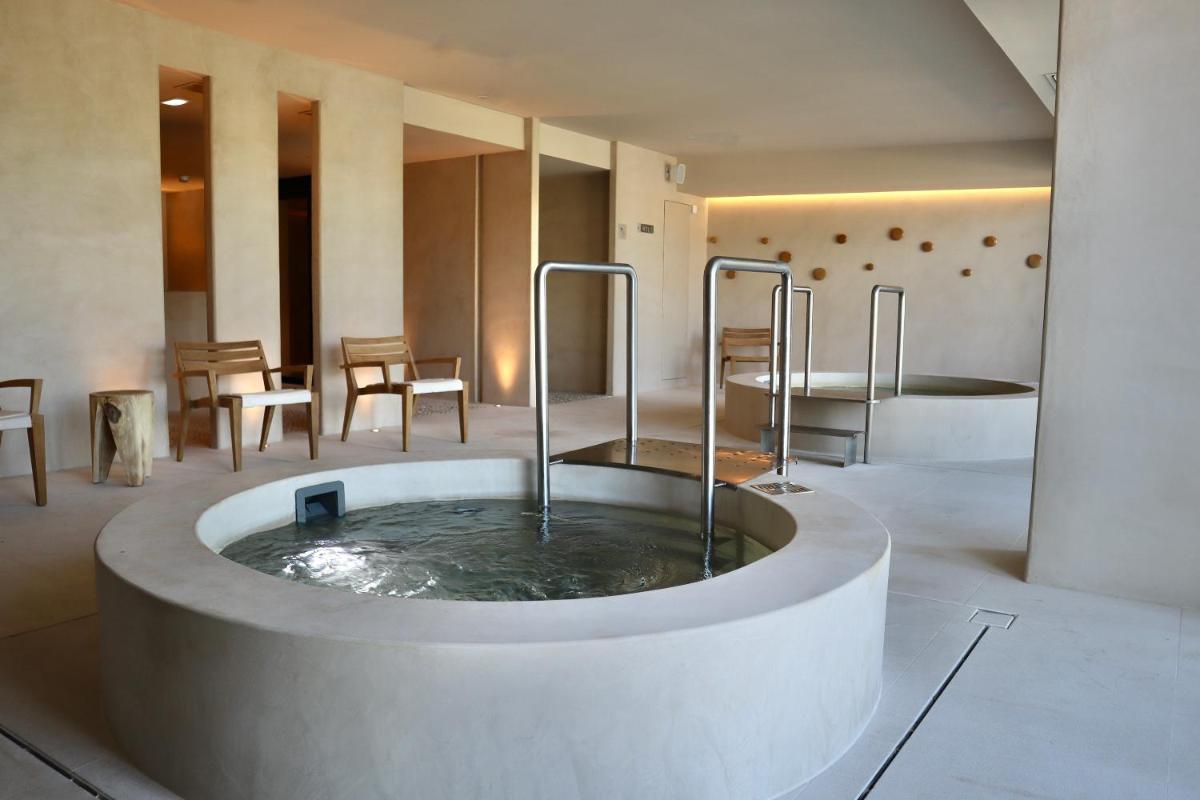 Imagen de la galería de Atzavara Hotel & Spa, en Santa Susanna