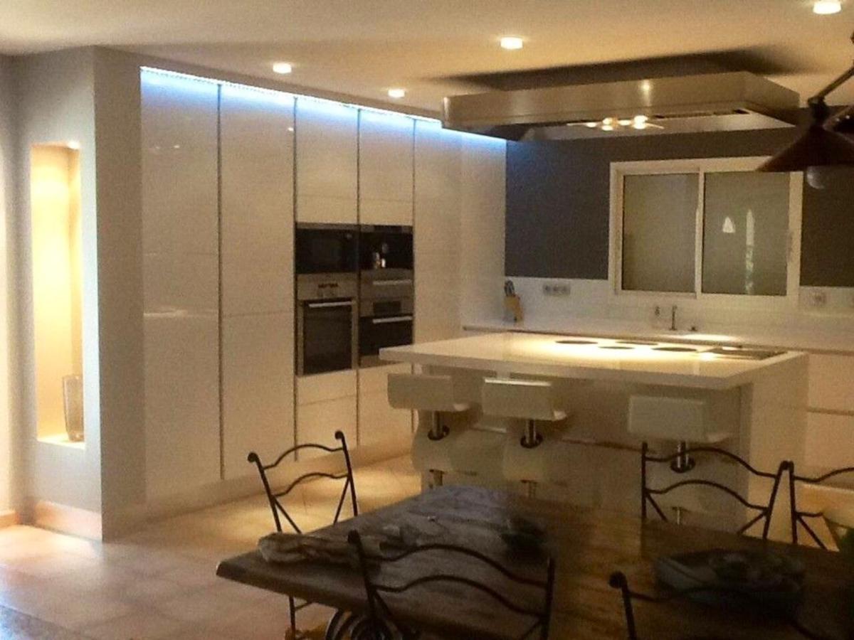 Maison de 4 chambres avec piscine privee jardin clos et wifi a Paulhan - Housity