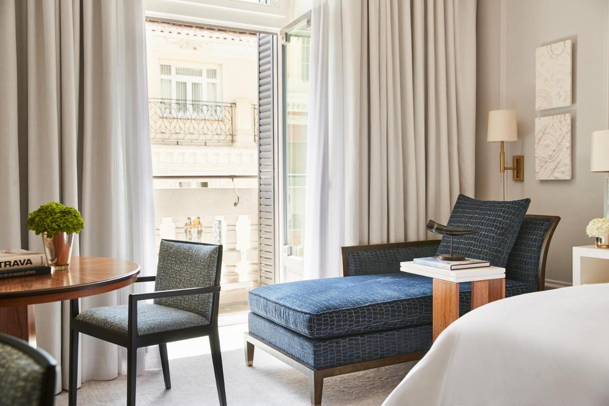 Zona de estar de Four Seasons Hotel Madrid