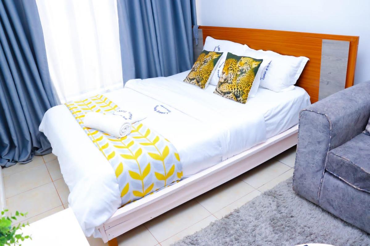 LaMeg Furnished Studio in Coral Bells Apartment - Housity