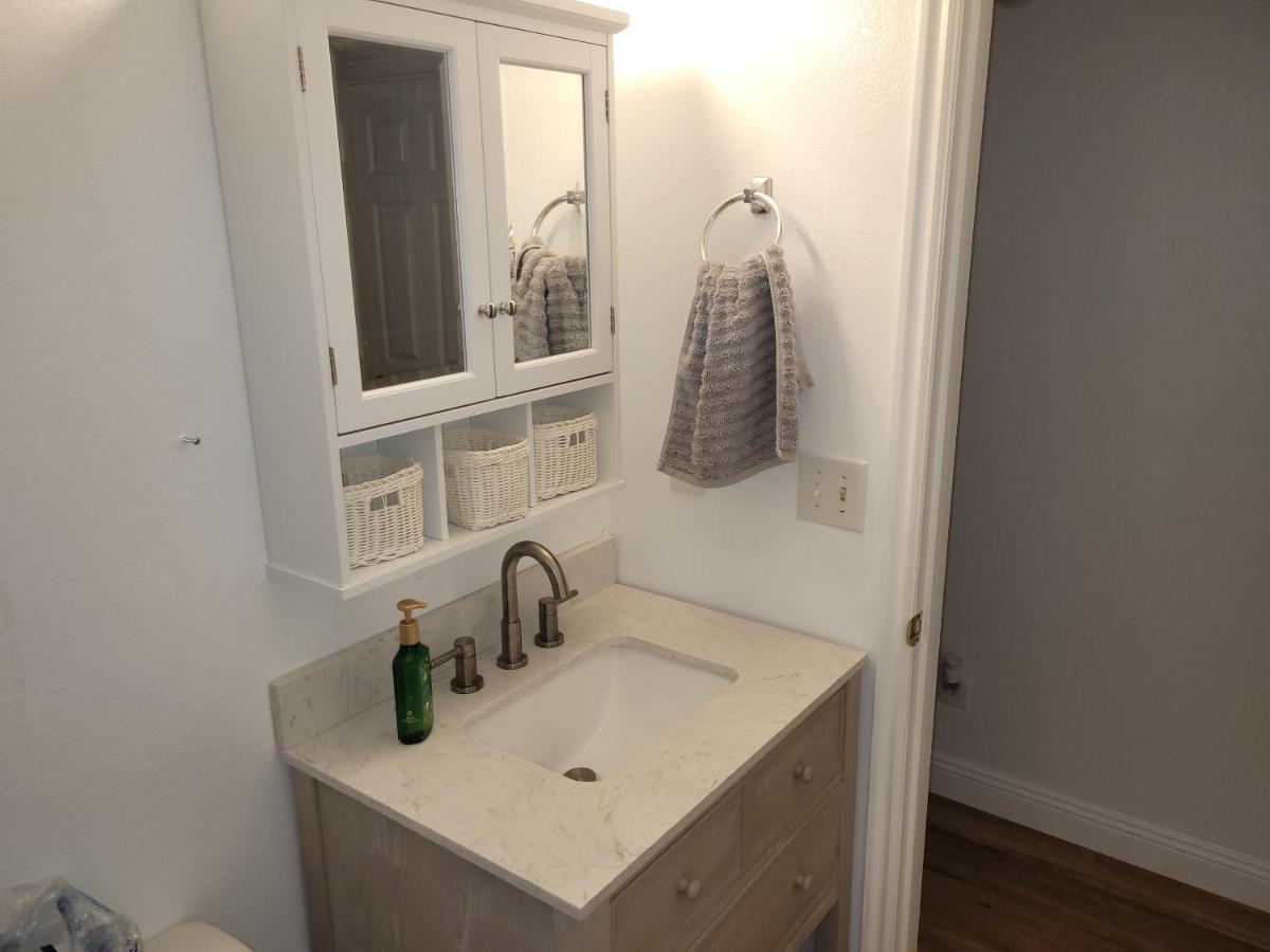 West Jordan room. - Housity