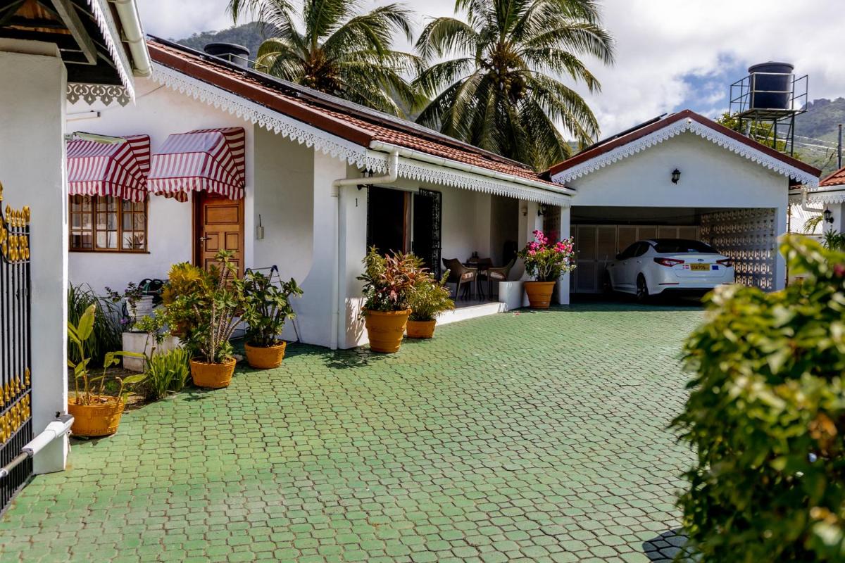 Villa Caballero - Housity