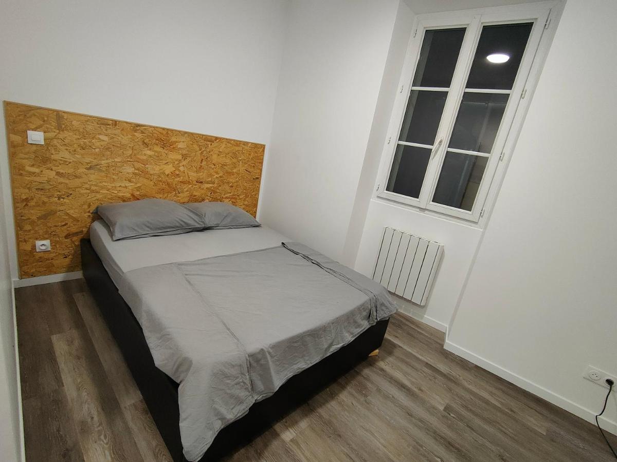 Les Lofts De Provins: Apt 5 - Housity