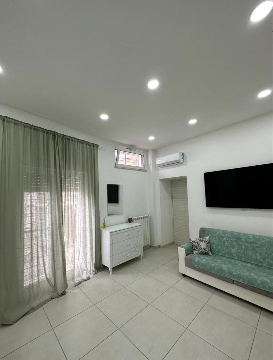 Gli Angeli - Housity
