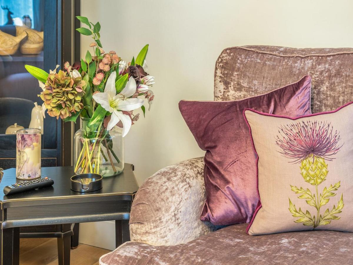 Orchard House - Housity