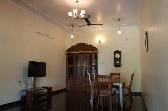 Suragi homestay - Housity