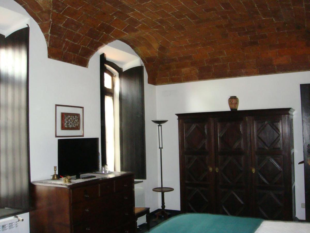 Quarto Duplo - Monte dos Arneiros - Housity