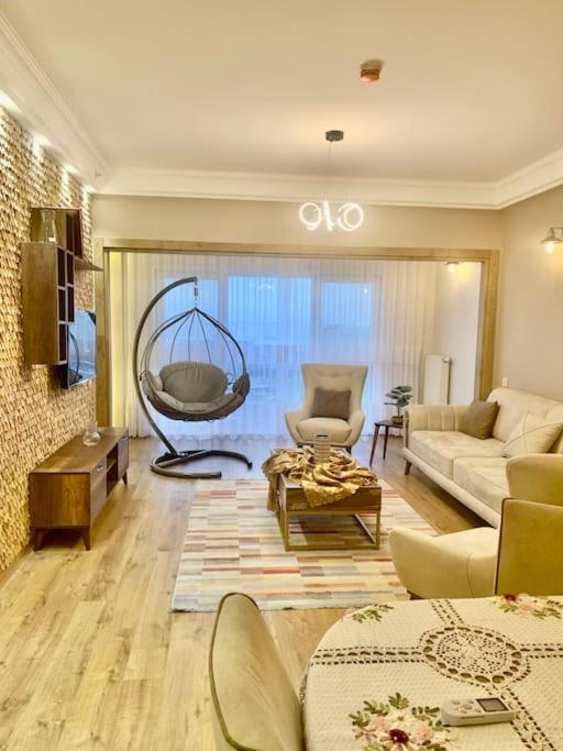 عنوان الفخامة والأناقة بأرقي مجمعات Başakşehir الفاخرة غرفتين وصاله - Housity